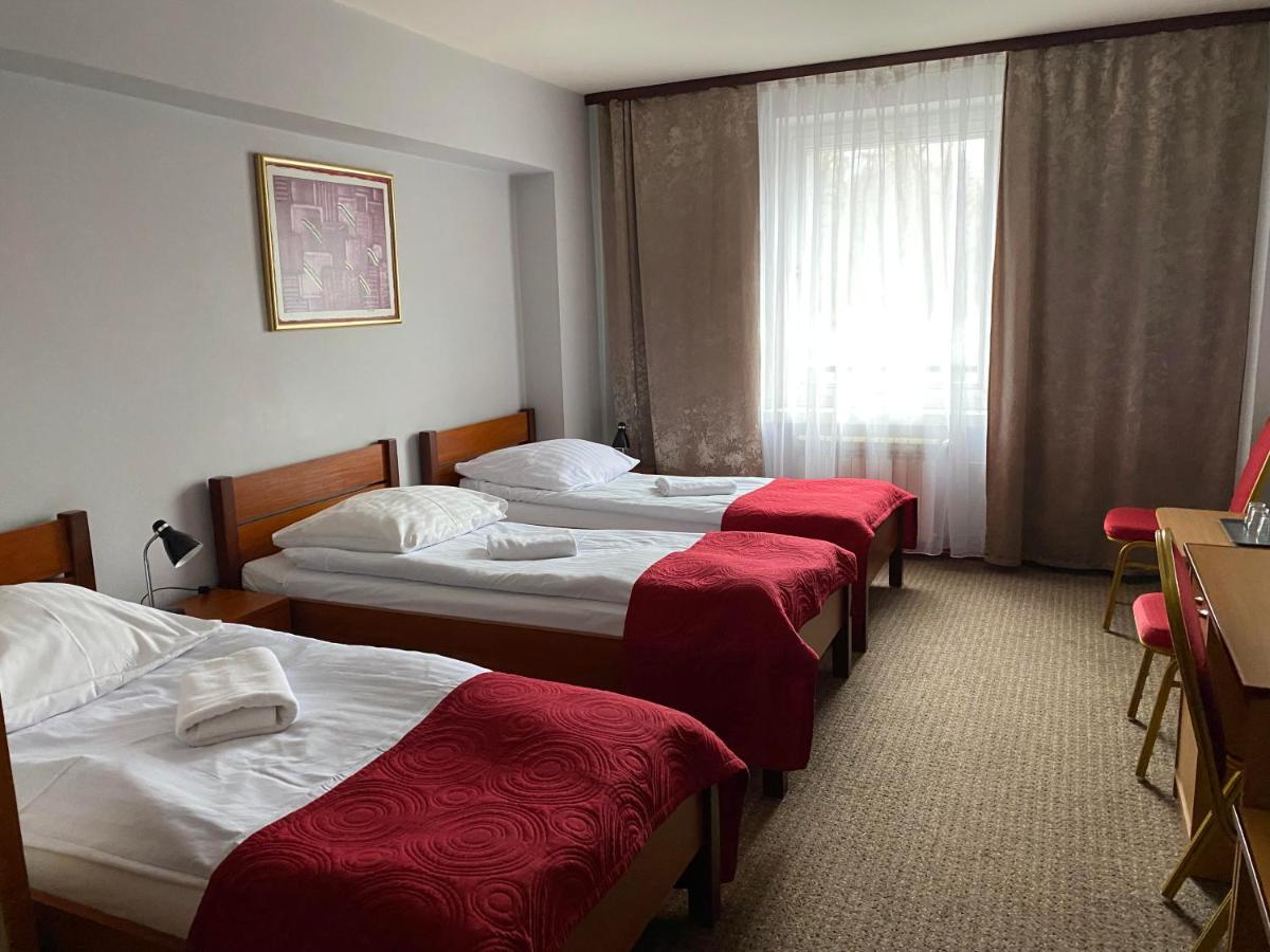 Aparthotel Obiekt "Czarny Rycerz" Jastrzębie Zdrój Exterior foto